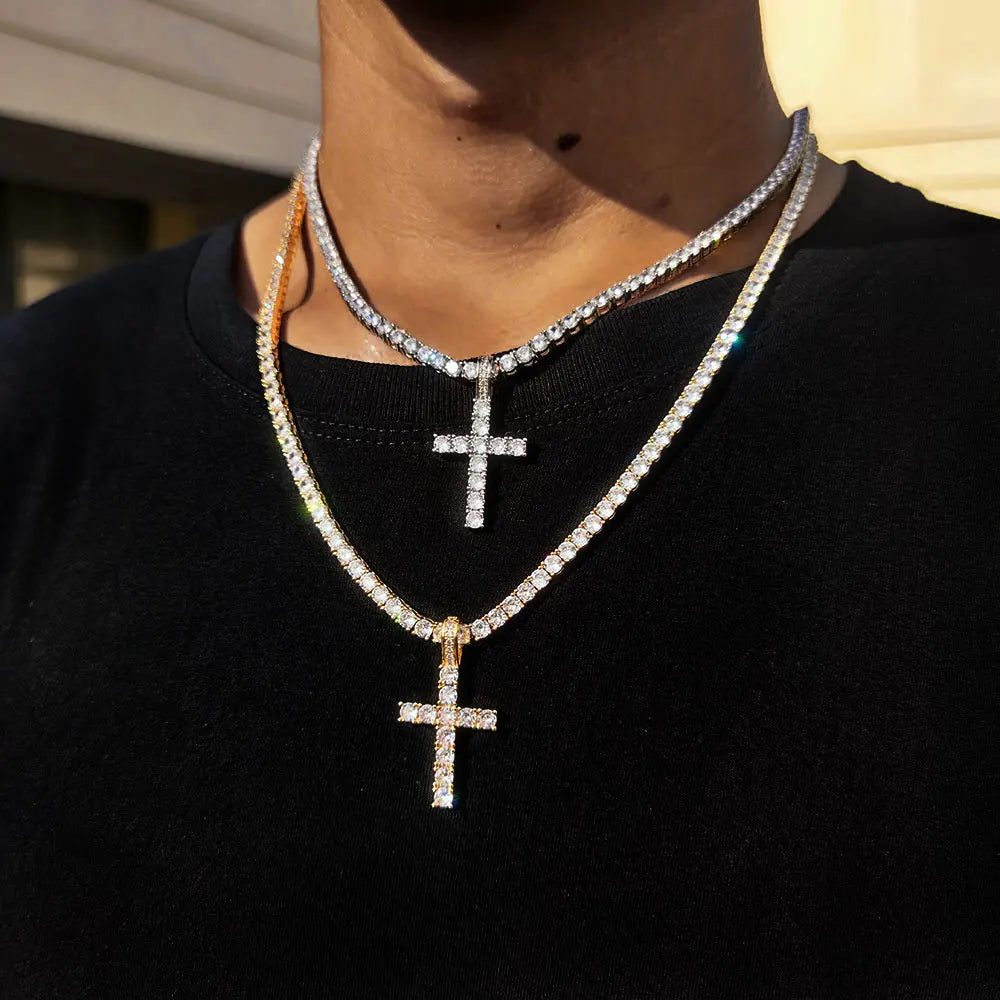 CROSS PENDANT NECKLACE - ONLY ICE