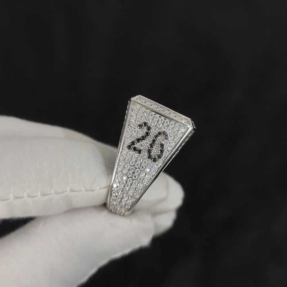 CUSTOM VVS MOISSANTE HIPHOP RING