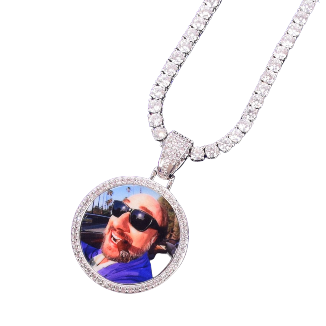 CUSTOM ROUND PICTURE PENDANT
