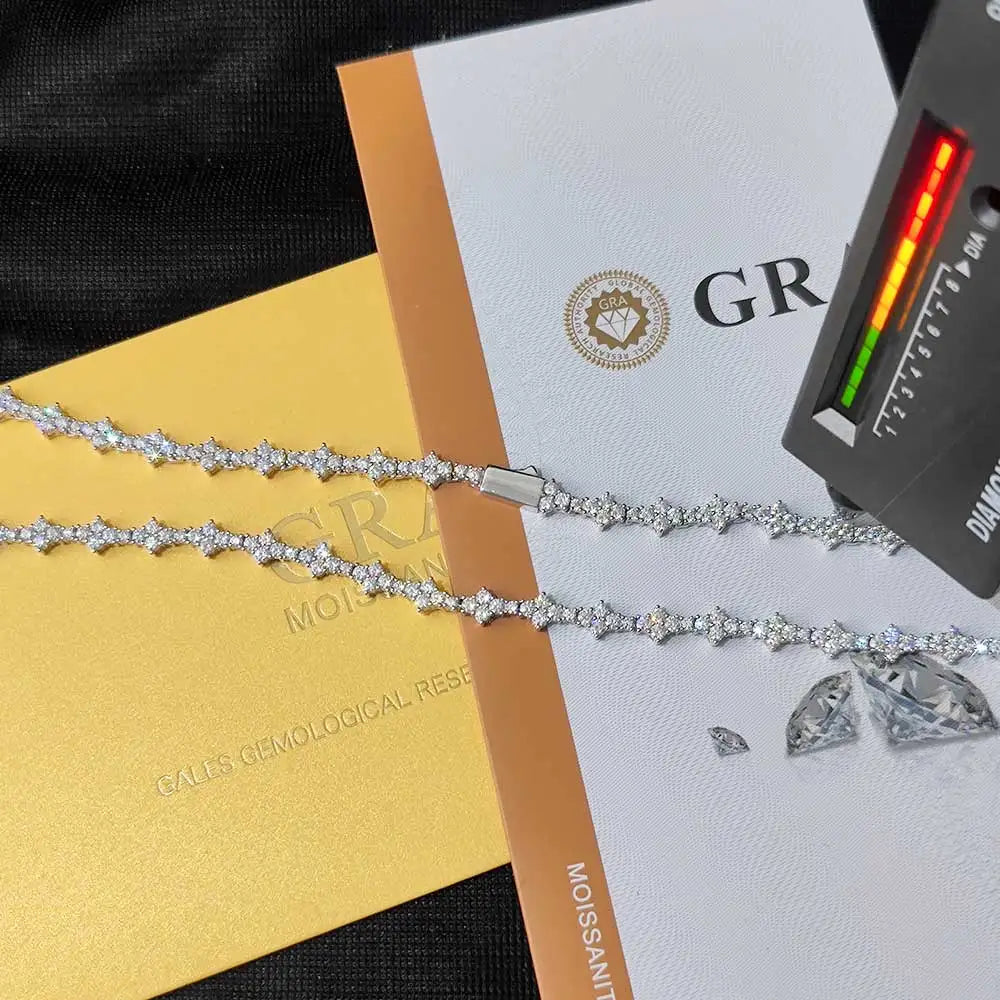VVS MOISSANITE FLOWER TENNIS BRACELET